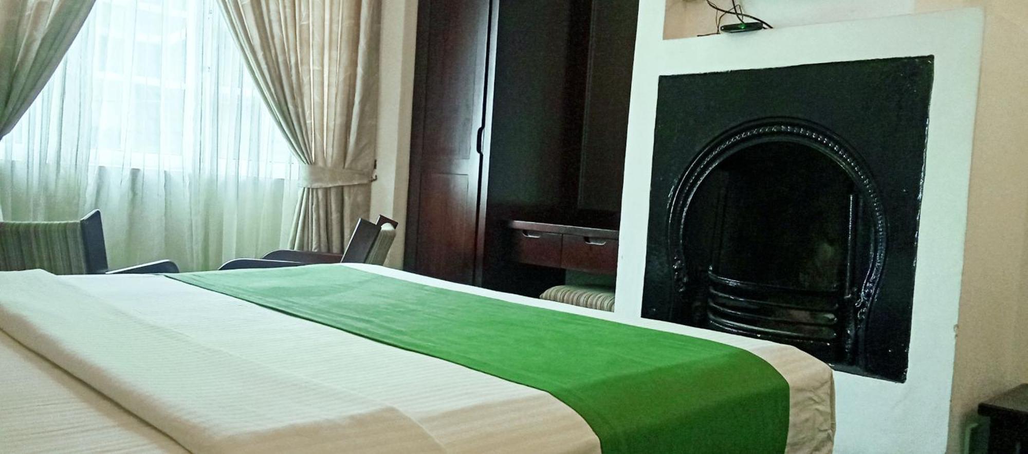 The Rock Hotel Nuwara Eliya Buitenkant foto