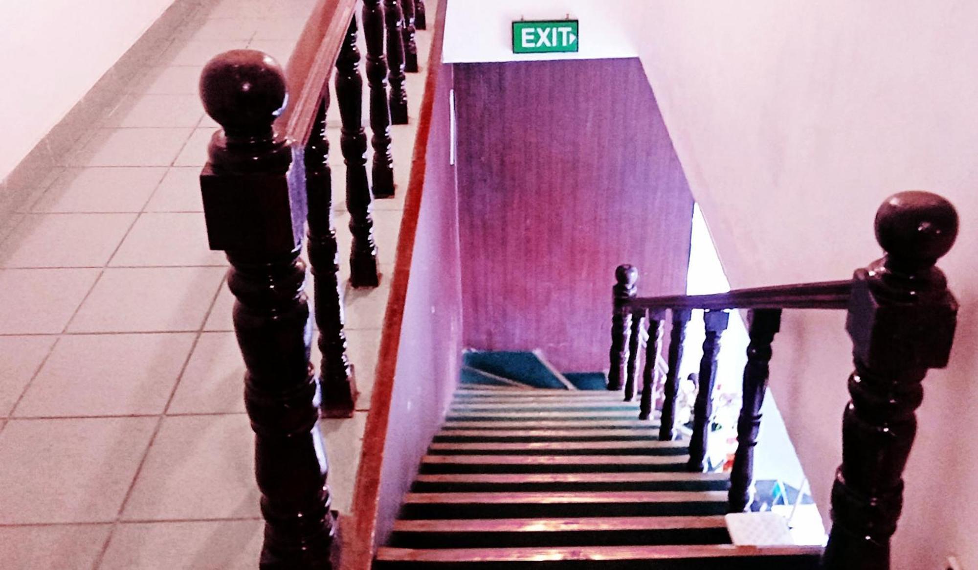 The Rock Hotel Nuwara Eliya Buitenkant foto
