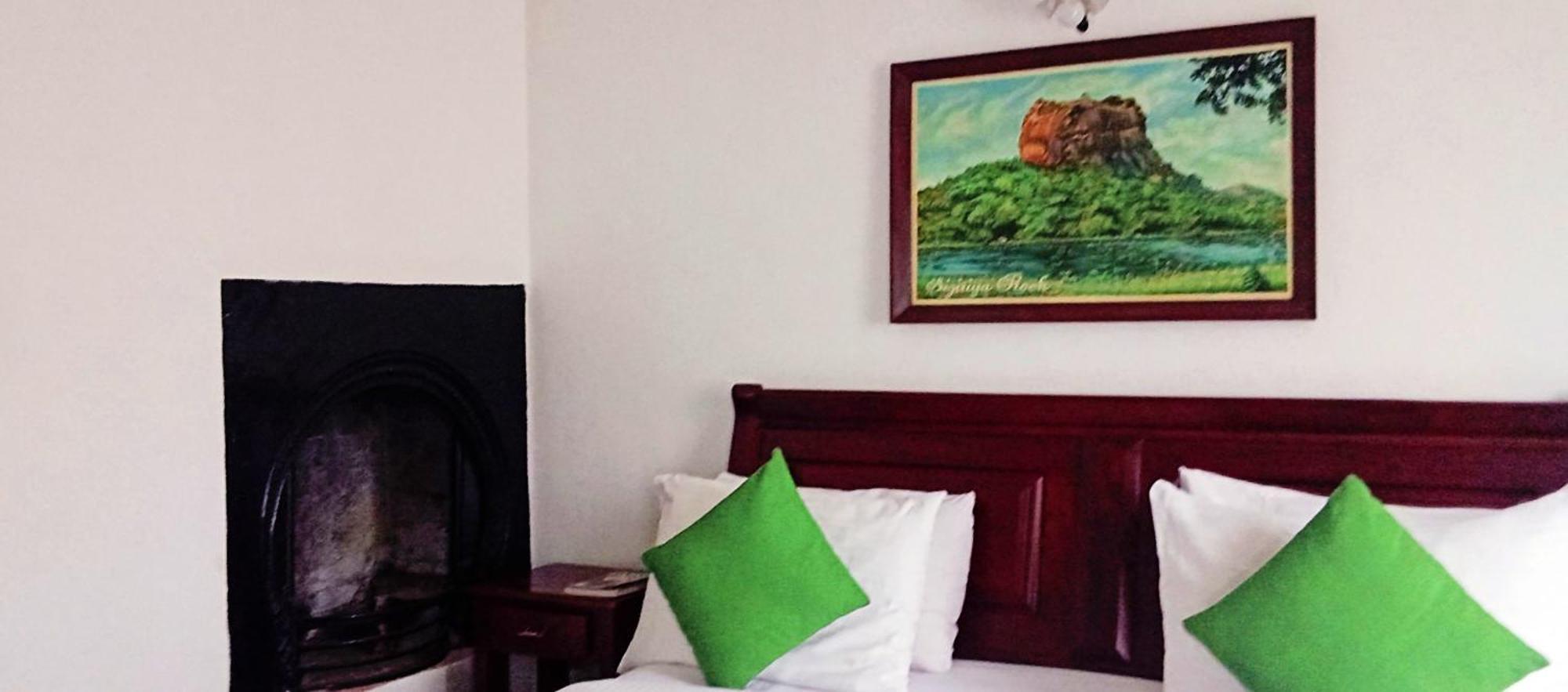 The Rock Hotel Nuwara Eliya Buitenkant foto